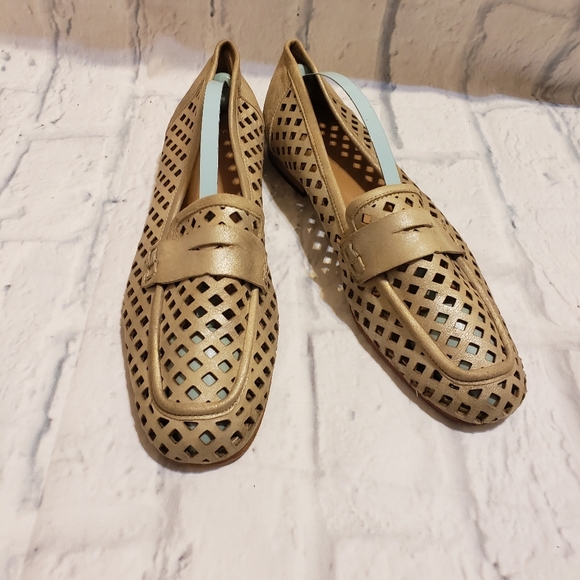 Sesto Meucci Lattice Perforated Flats Women's Size 8 Real Leather Gold - Picture 1 of 8